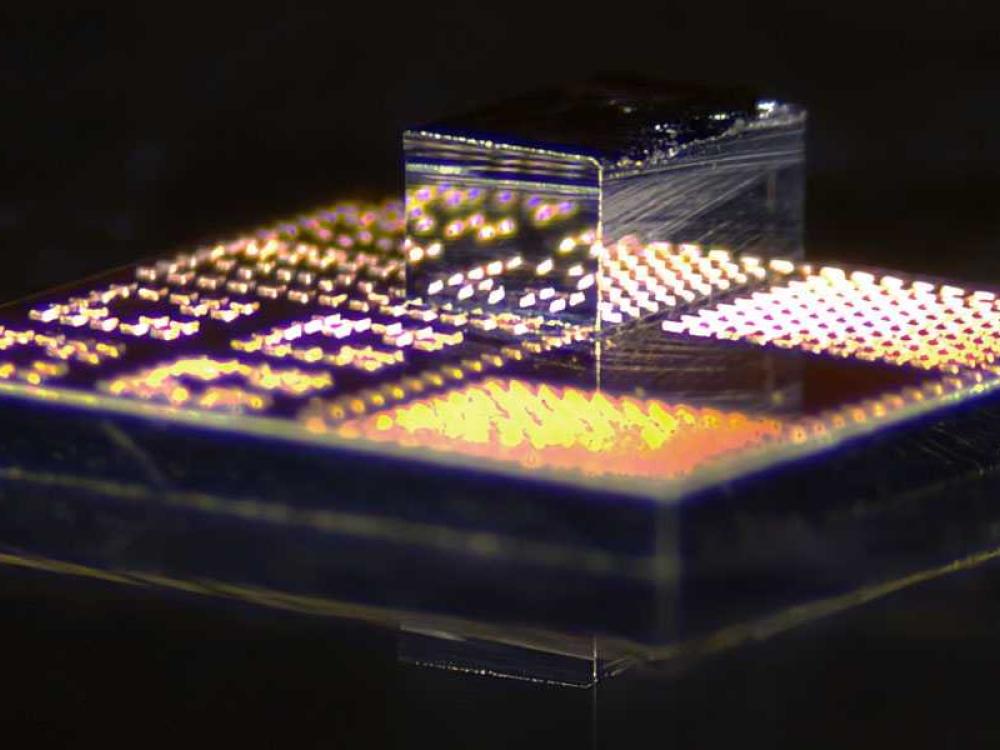 Chips CMOS di silicio