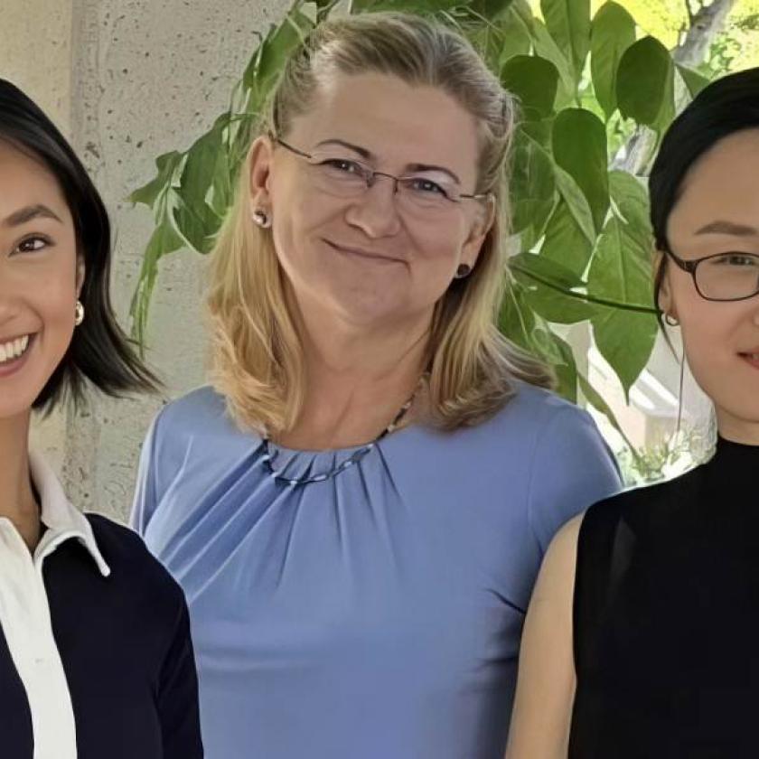 Coautrici principali dello studio (da sinistra) Emily Tom, Dorota Skowronska-Krawczyk, PhD, e Fangyuan Gao, PhD.